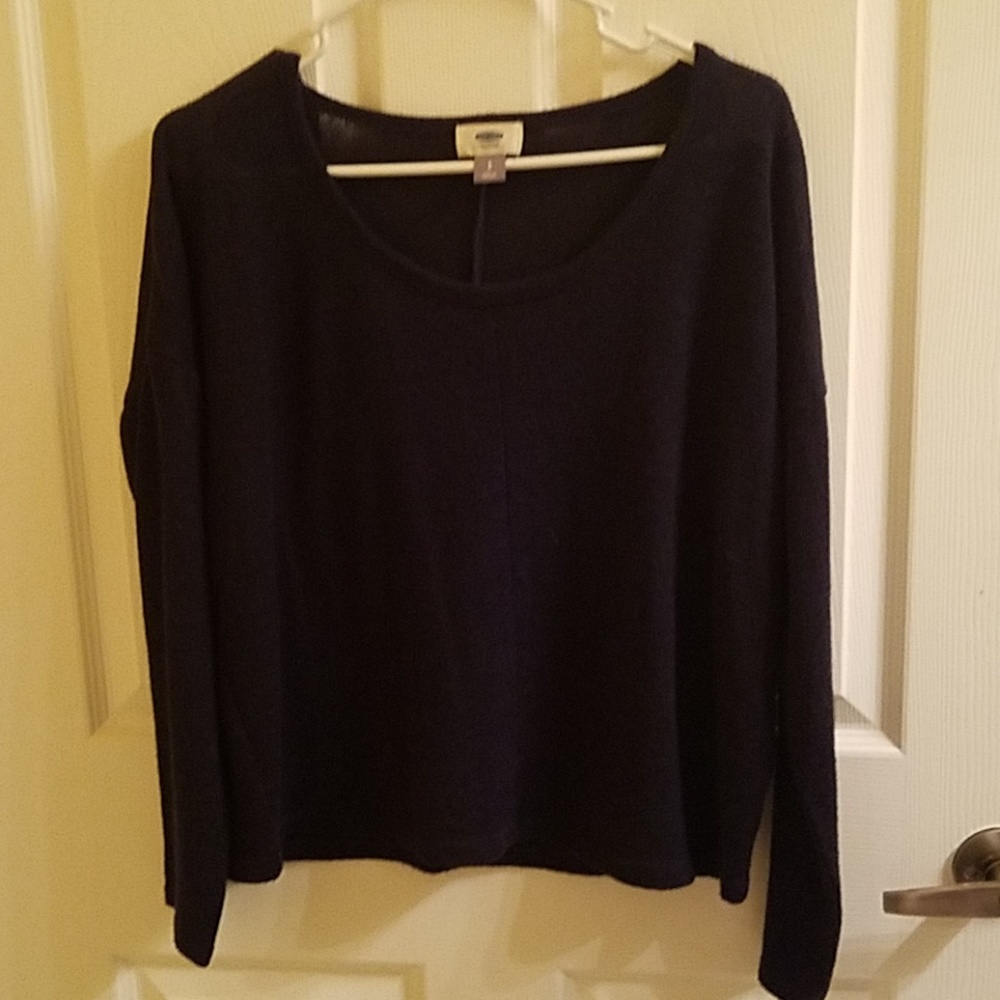 Old navy blue off the shoulder pullover size small